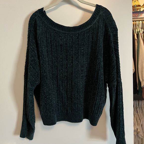 Urban Outfitters Sweater - Picture 2 of 2